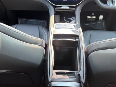 2025 Mercedes-BENZ EQE AMG thumbnail 30