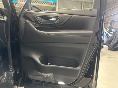 2026 Toyota ALPHARD — фото 19