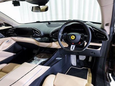 صورة 3 لـ 2024 Ferrari PUROSANGUE