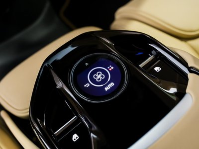2024 Ferrari PUROSANGUE 缩略图 39