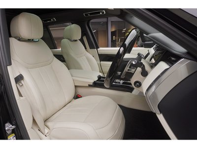 2024 LAND Rover RANGE ROVER photo 2