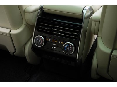 2024 LAND Rover RANGE ROVER thumbnail 42