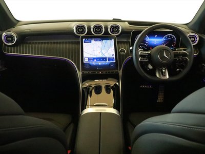 2025 Mercedes-BENZ GLC AMG 照片 16