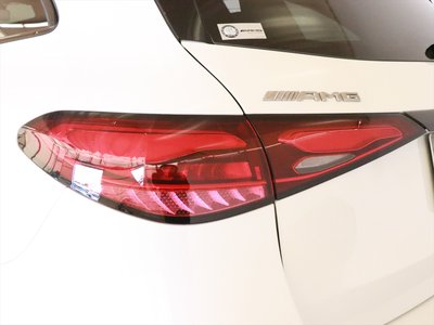2025 Mercedes-BENZ GLC AMG 照片 11