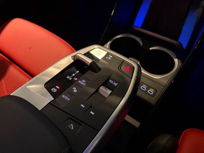 2025 BMW X2 thumbnail 26