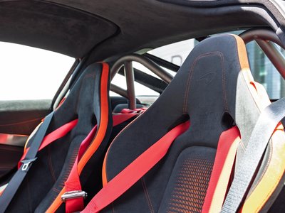 صورة 37 لـ 2024 Mclaren 750S