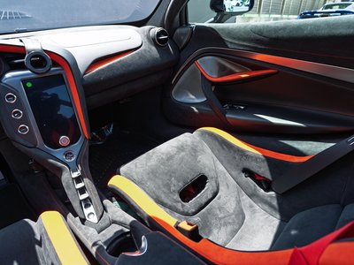 صورة 27 لـ 2024 Mclaren 750S