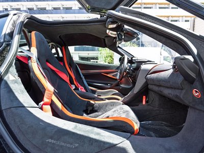صورة 23 لـ 2024 Mclaren 750S
