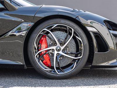 صورة 21 لـ 2024 Mclaren 750S