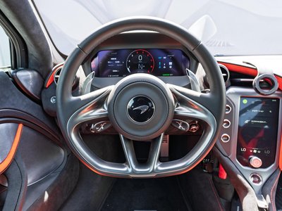 صورة 30 لـ 2024 Mclaren 750S