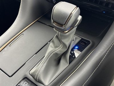 صورة 21 لـ 2025 Toyota ALPHARD