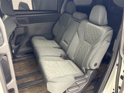 صورة 35 لـ 2025 Toyota ALPHARD