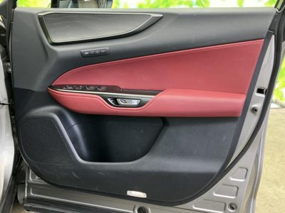 2024 Lexus NX — миниатюра 19