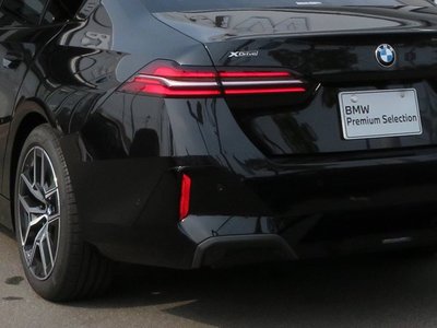 2025 BMW 5 SERIES 缩略图 51