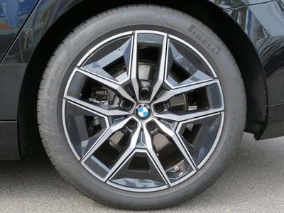 2025 BMW 5 SERIES 缩略图 60