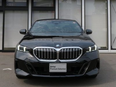 2025 BMW 5 SERIES 缩略图 43