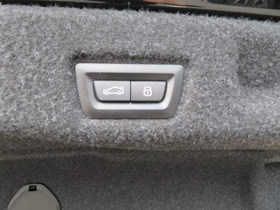 2025 BMW 5 SERIES 缩略图 57