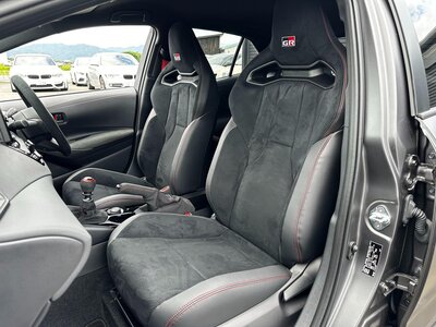 صورة 24 لـ 2023 Toyota GR COROLLA
