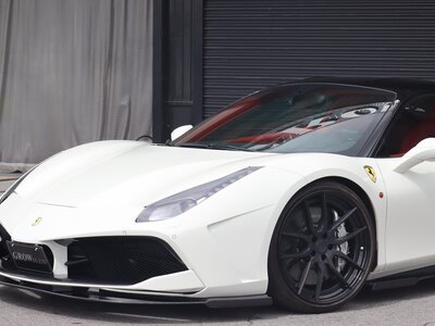 2016 Ferrari 488 GTB 照片 8