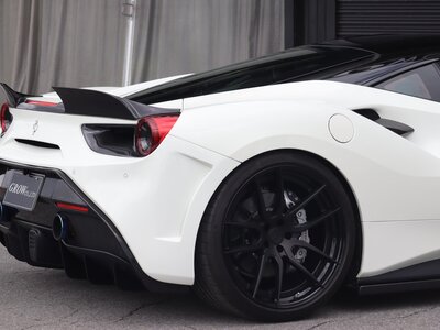 2016 Ferrari 488 GTB 照片 9