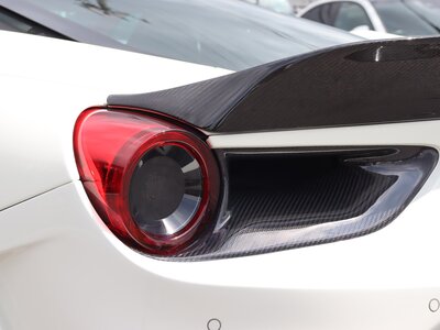 2016 Ferrari 488 GTB 照片 18