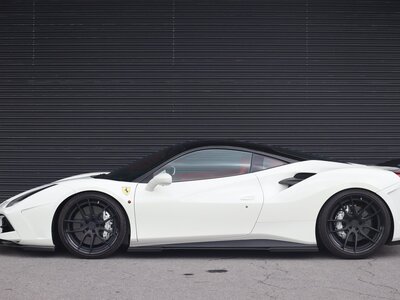 2016 Ferrari 488 GTB 照片 4