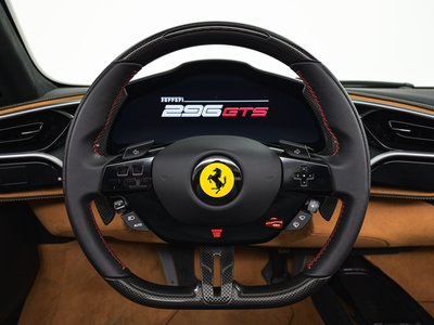 2025 Ferrari 296 GTS 照片 14
