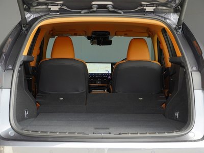 2023 Lexus NX — миниатюра 18