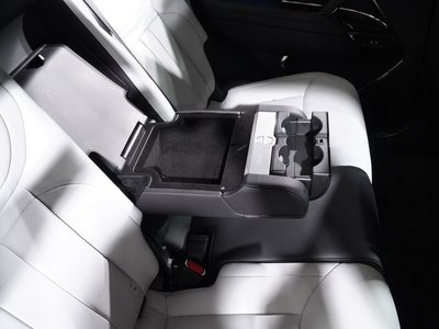 2023 LAND Rover RANGE ROVER SPORT — миниатюра 32