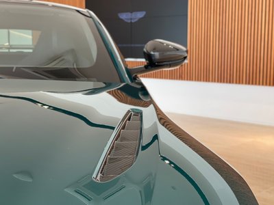 2023 Aston Martin VANTAGE thumbnail 13