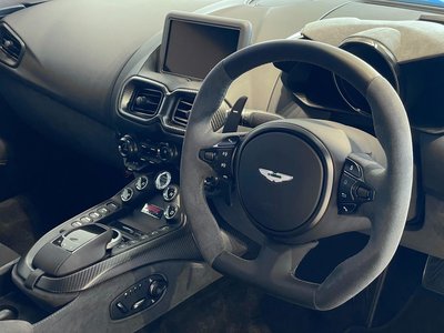 2023 Aston Martin VANTAGE thumbnail 17