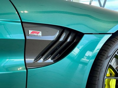 2023 Aston Martin VANTAGE thumbnail 14
