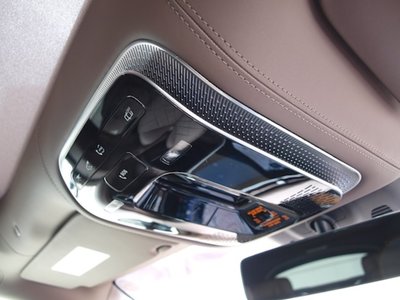 صورة 30 لـ 2026 Mercedes-BENZ EQS SUV MAYBACH