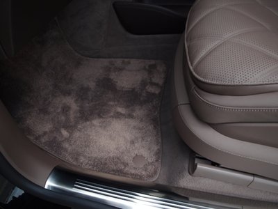 صورة 18 لـ 2026 Mercedes-BENZ EQS SUV MAYBACH