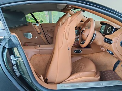 2025 Aston Martin DB12 VOLANTE 缩略图 38