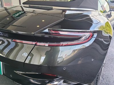 2025 Aston Martin DB12 VOLANTE 缩略图 19