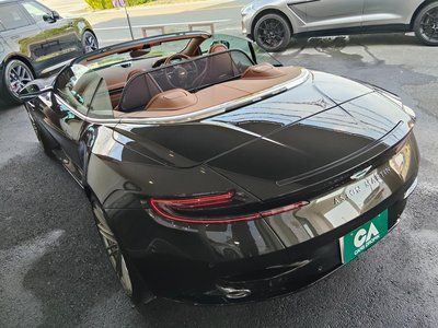 2025 Aston Martin DB12 VOLANTE 缩略图 24