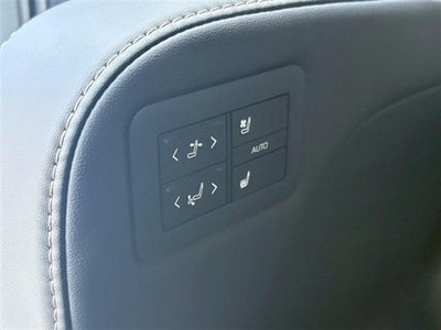 صورة 32 لـ 2025 Toyota ALPHARD