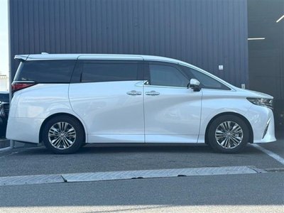 صورة 68 لـ 2025 Toyota ALPHARD