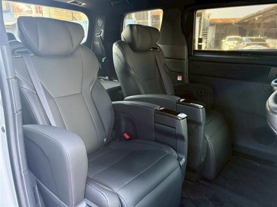 صورة 59 لـ 2025 Toyota ALPHARD