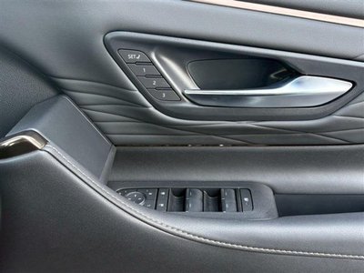 صورة 31 لـ 2025 Toyota ALPHARD