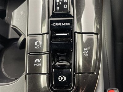 صورة 60 لـ 2023 Toyota CROWN SPORT