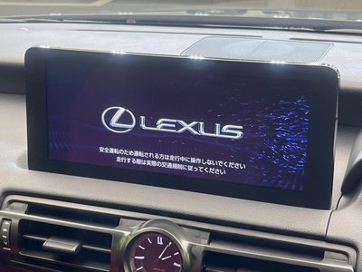2025 Lexus IS photo 3