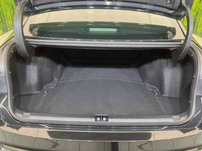 2025 Lexus IS photo 10