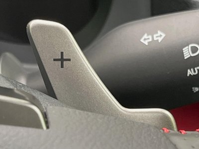 2025 Lexus IS thumbnail 46