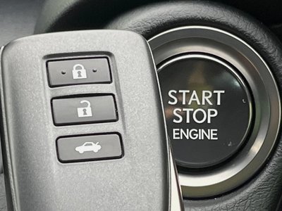 2025 Lexus IS thumbnail 37