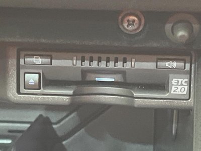 2025 Lexus IS thumbnail 24