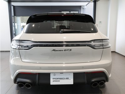 2024 Porsche MACAN photo 5