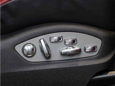 2024 Porsche MACAN photo 14