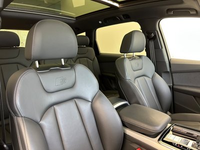 2024 AUDI Q7 — миниатюра 26